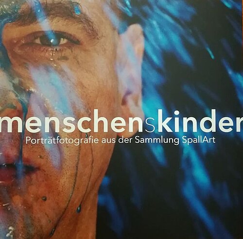 menschenskinder. Porträtfotografie der Sammlung SpallArt © Städtische Galerie Rosenheim