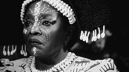 Filmstill aus Mami Wata © Grandfilm