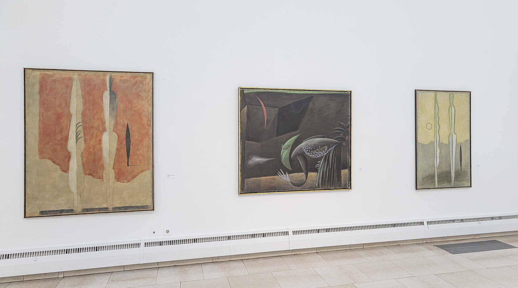 Blick in die Ausstellung Mensch.Raum.Kosmos, 2025