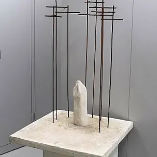 Josef Hamberger, Entwurf für das Kriegerdenkmal in Rosenheim, Modell, 1963