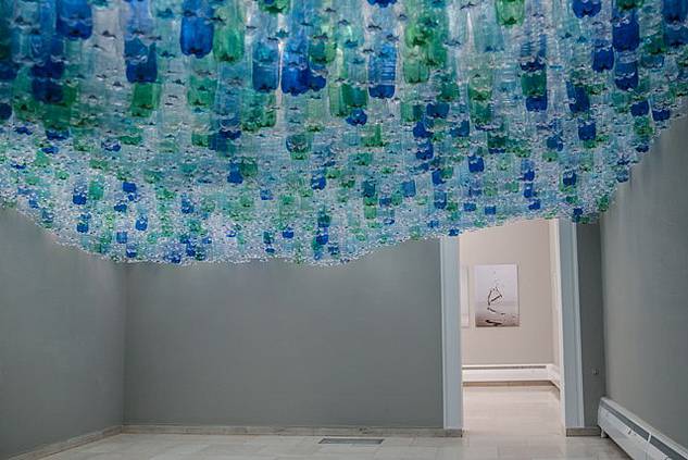 Installation Juliette Israel, Unter der Oberfläche, (c) Foto: Martin Weiand