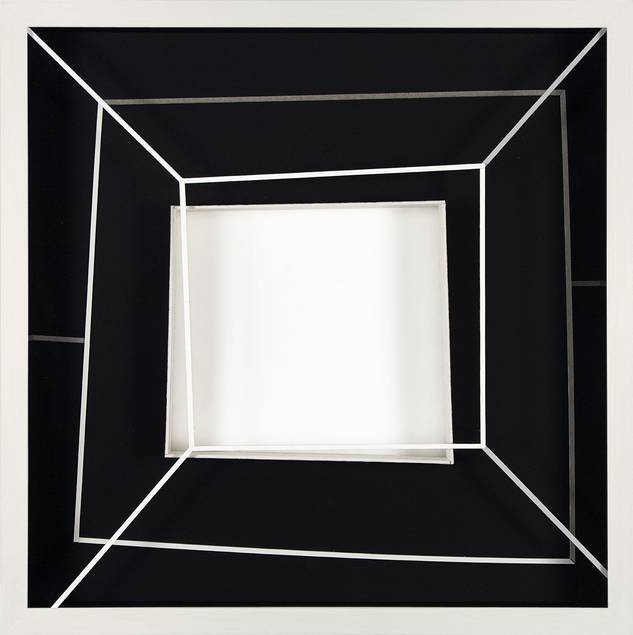 Christine Ott, espaces.14.007, Tusche auf Papier, 38x38x5 cm, 2014, Foto © Christine Ott