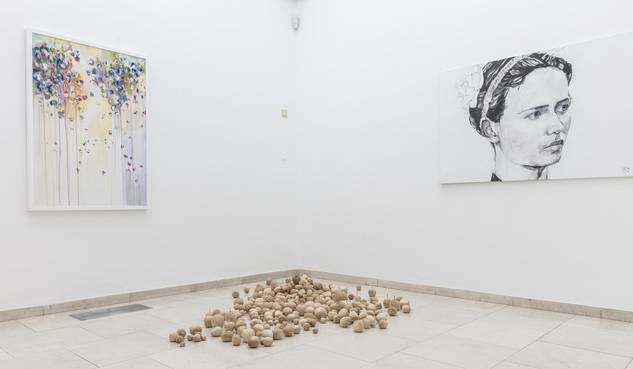 Jahresausstellung Kunstverein Rosenheim 2018, Blick in Saal 8, Foto (c) Martin Weiand