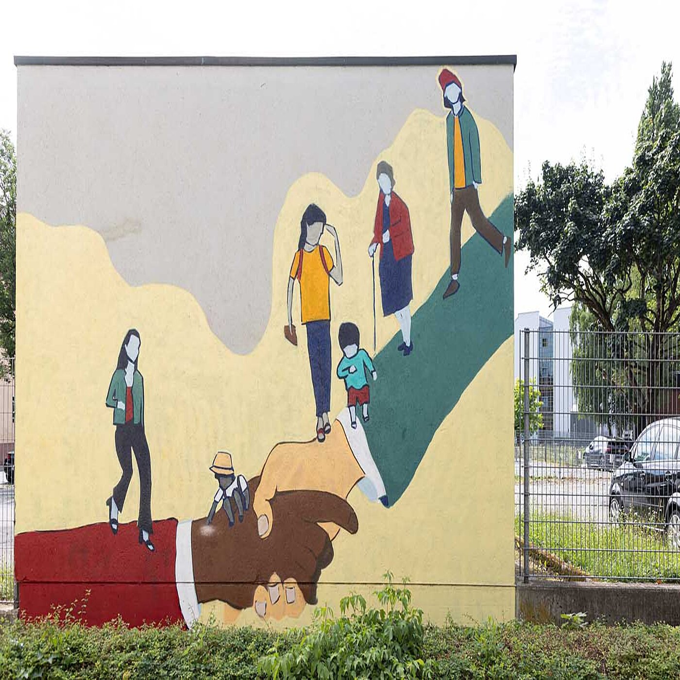 *transit art 2023, Elly Breu, "Home", Anton-Kathrein-Straße, Foto © Martin Weiand 