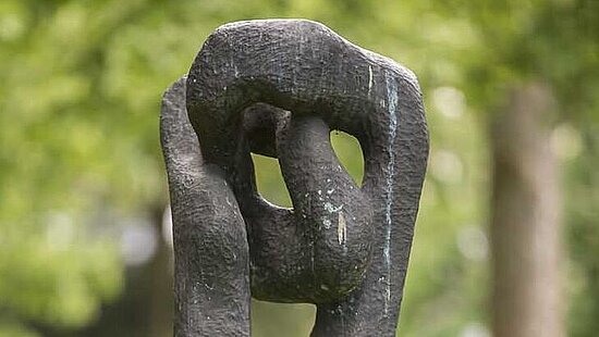 Louise Stomps, "Norne", 1985, Bronzeskulptur